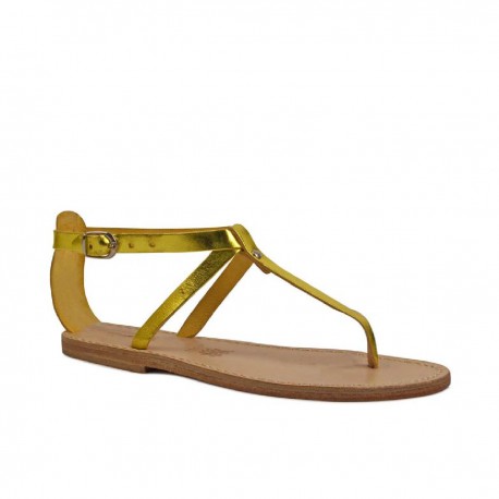 Handmade thong sandals in yellow laminated leather | Gianluca - The ...