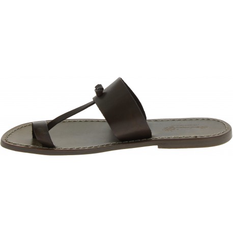 Mud color leather thong sandals Handmade in Italy | The leather craftsmen