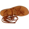 Sandalias de tiras de cuero marrón para mujeres hechas a mano en Italia