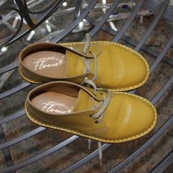 Child's ankle shoes in yellow leather handmade in Italy