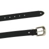 Cinturón de piel negro con hebilla y punta de metal grabado