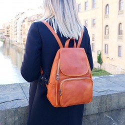 Rucksack für Damen aus Kalbsleder 100% handgefertigt in Italien