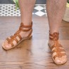 Sandalias romanas de cuero marron para hombres hechos a mano en Italia